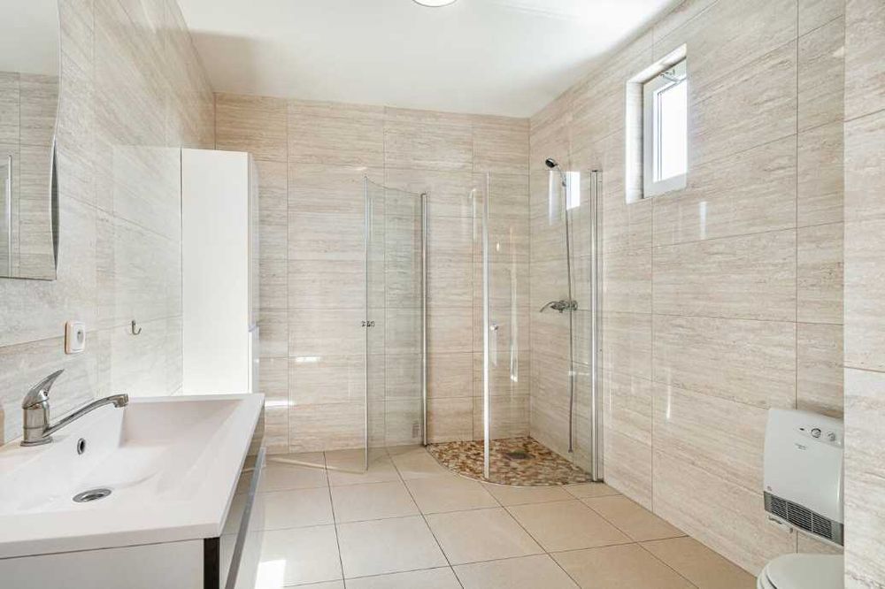 Дава се под наем Тристаен апартамент в Пловдив, Мараша - 79 кв.м за 285 € - Снимка #2