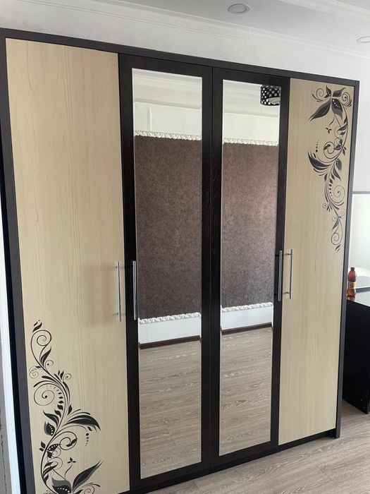 Спальный гарнитур