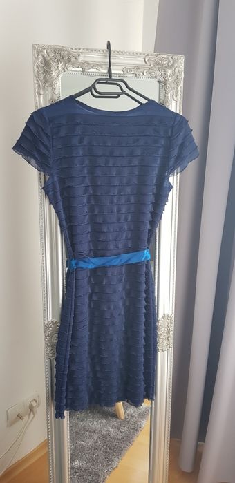 Rochie ocazie , culoare  albastru,  Hermosa,  cu volanase , marimea 38