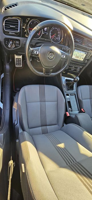 VW-GOLF 2016г. 2.0 TDI 150кс R-LINE.