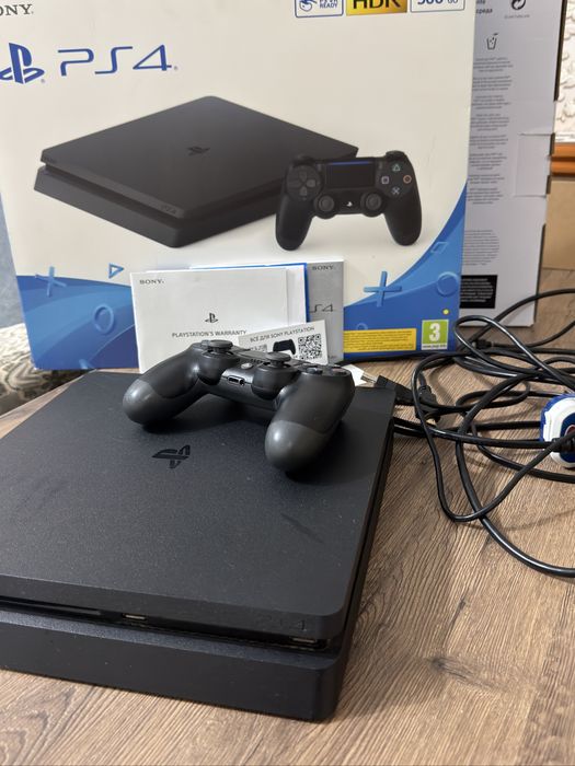 Продам Playstation 4 slim 500gb