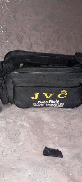 Продам видео камеру JVS