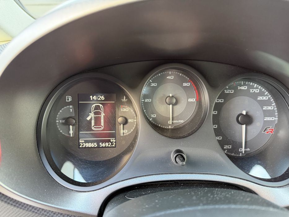 Vând SEAT LEON  FR - Cupra 2.0 TDI 170 CP Cutie AUTOMATA DSG km240 mii