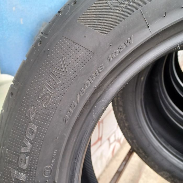 235 60 18  Hankook 4бр летни дот 19