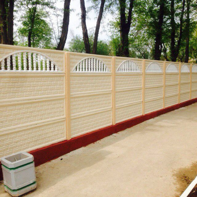 Бетонный еврозабор (Yevro' devor)