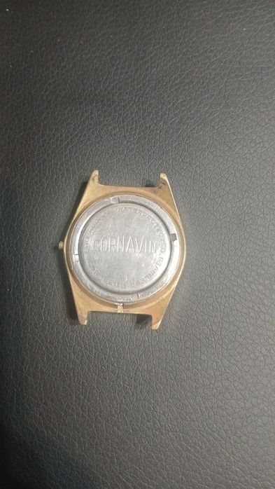 часы cornavin золото