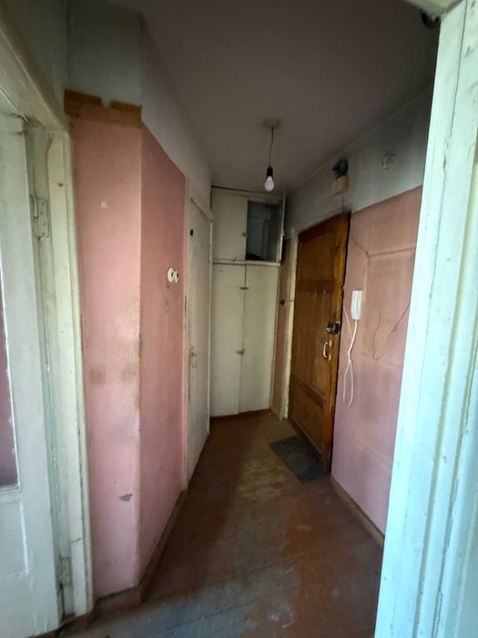 Продам 2 комнатную Москва