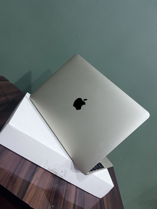 MacBook Retina 12-inch, Early 2015