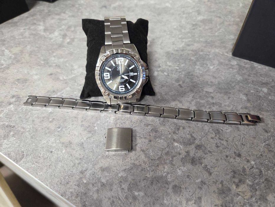 Нов мъжки часовник Q&Q A194-202Y