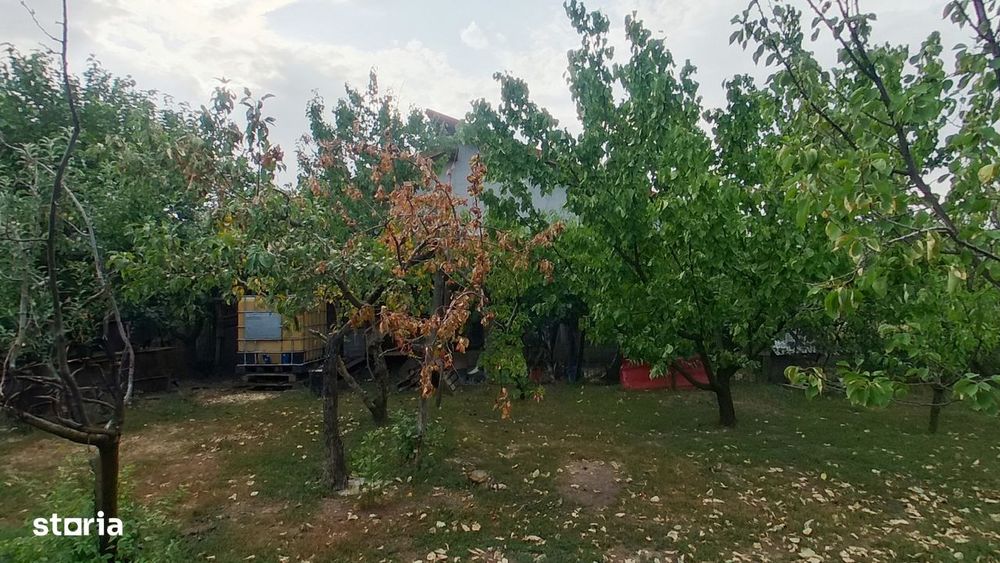 Casa noua cu 3 camere in Siria, 85 mp utili, teren 1.530 mp, livada si
