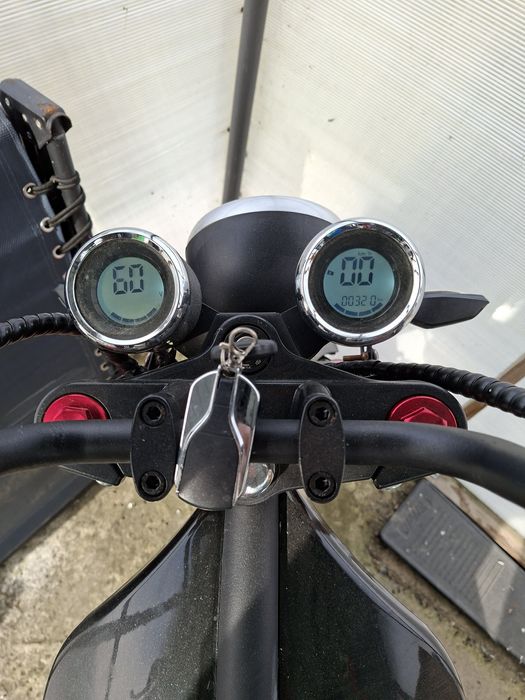 Vand scuter electric