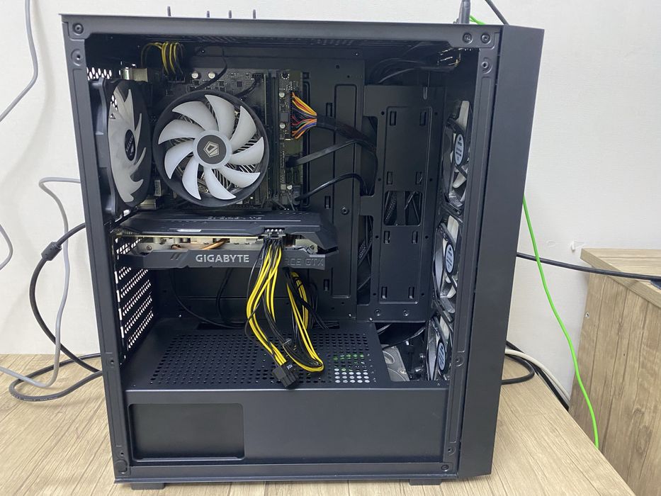 Продаю компьютер!!! Хороший,