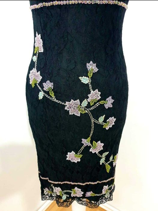 Rochie neagra din dantela Karen Millen, marimea S