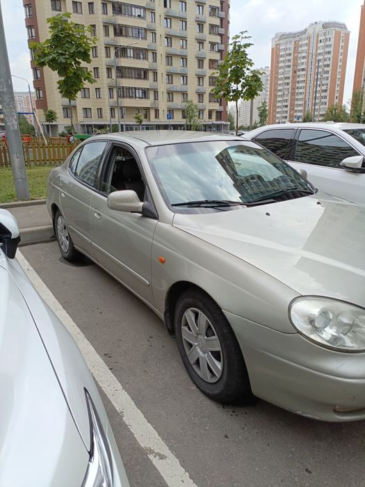 Продаётся машина leganza