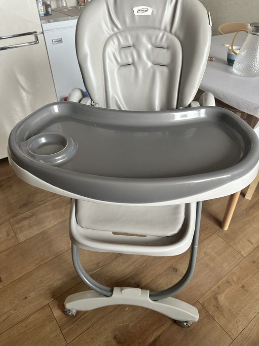 Стул для кормления