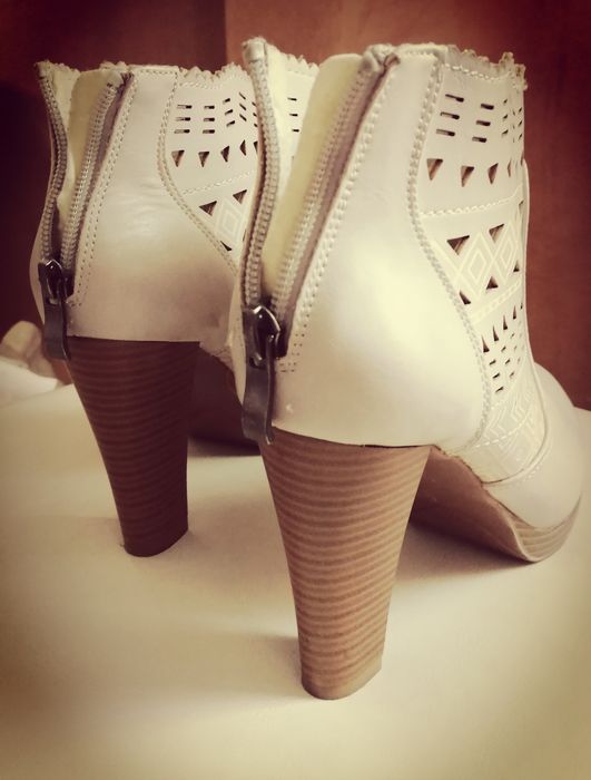 Botine mas. 36 si 37... Piele ecologica