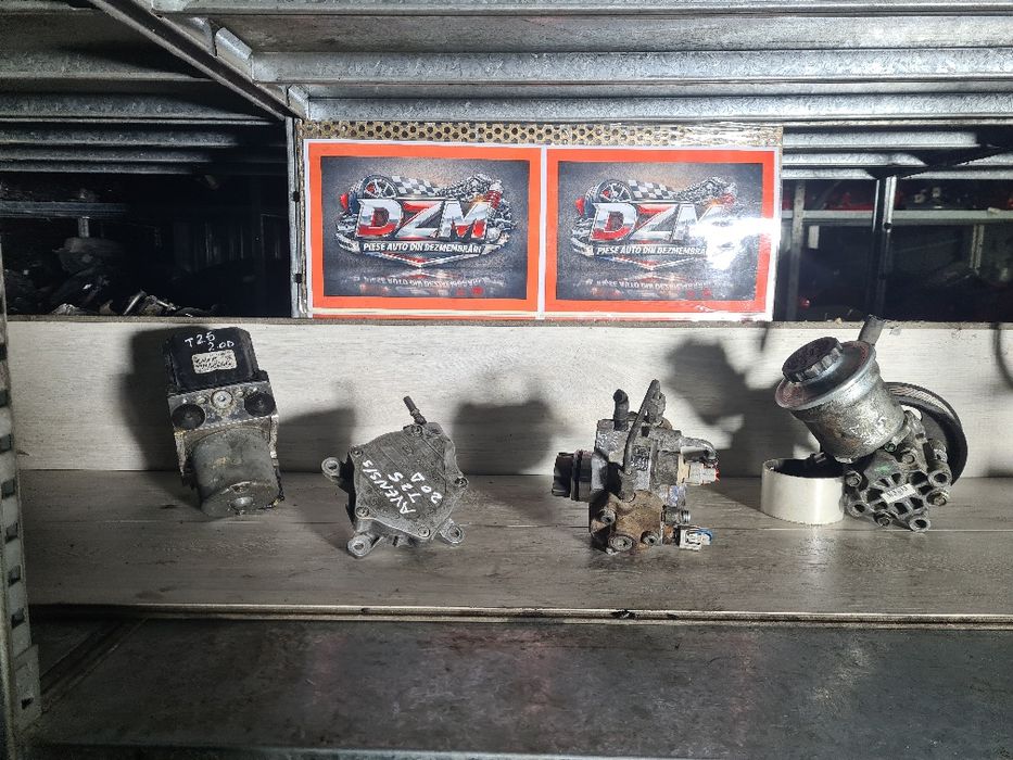Pompa abs, vacuum, servo ,inalta Toyota Avensis t25, motor 2.0 crdi