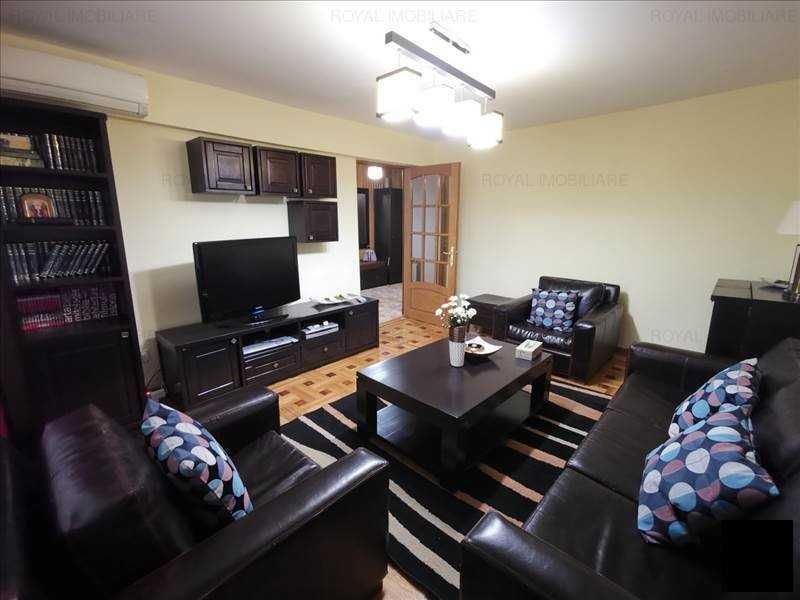 Inchiriez apartament decomandat 3 camere,ultracentral, Ploiesti