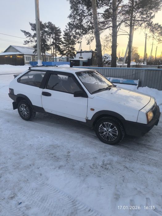 Продам машину ваз 2108