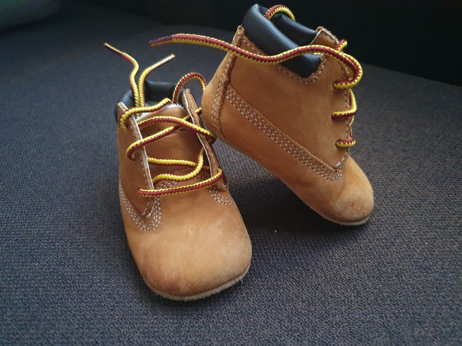 Бебешки обувки буйки