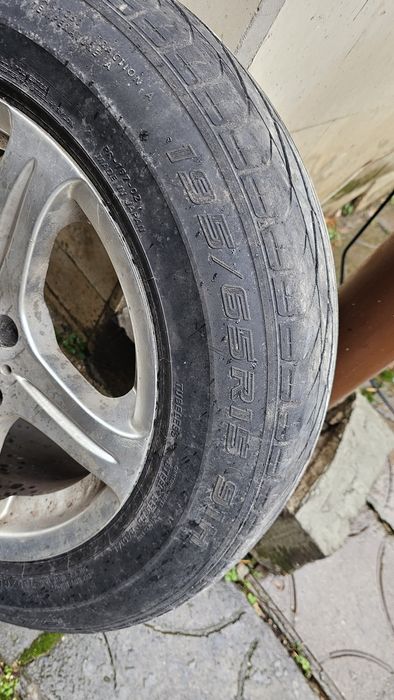 Оригинални джанти Mercedes 15" с гуми 195/65 R15 – комплект 4 бр.