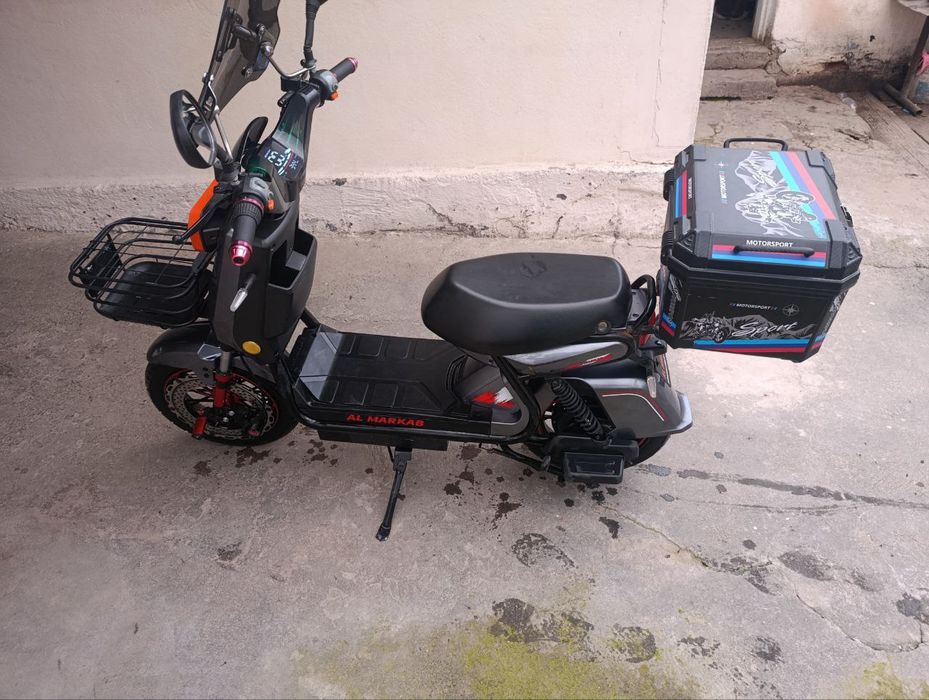 Skuter elektro demansh