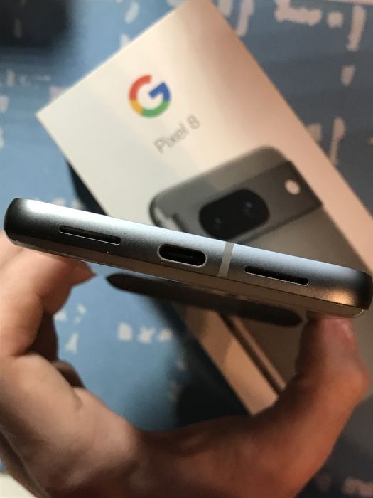 Продам Google Pixel 8
