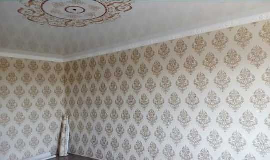 Поклейка обоев качественно