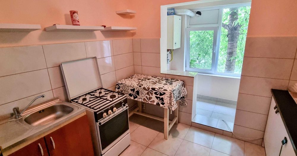 Inchiriez Apartament 2 camere decomandat Suceava Obcini Metro