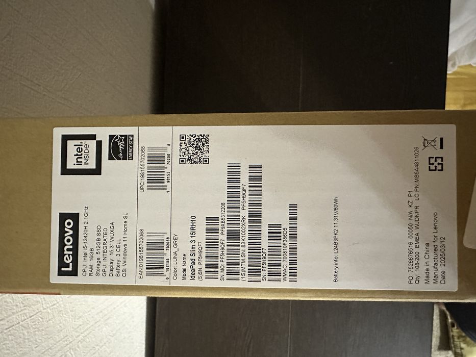 Lenovo IdeaPad Slim 3 15IRH10