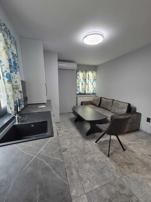 Дава се под наем Двустаен апартамент в Велико Търново, Център - 53 кв.м за 392.7 € - Снимка #4