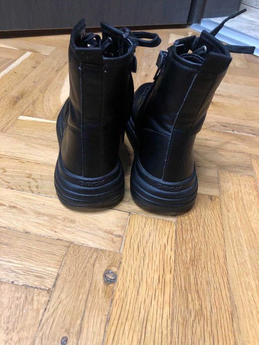 Ботуши за момиче Geox 35 номер