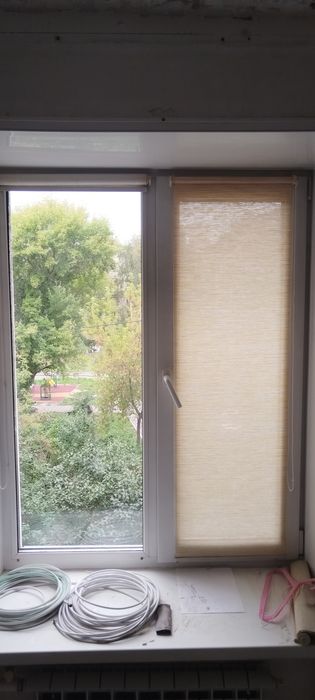 Рол шторы б/у на окна