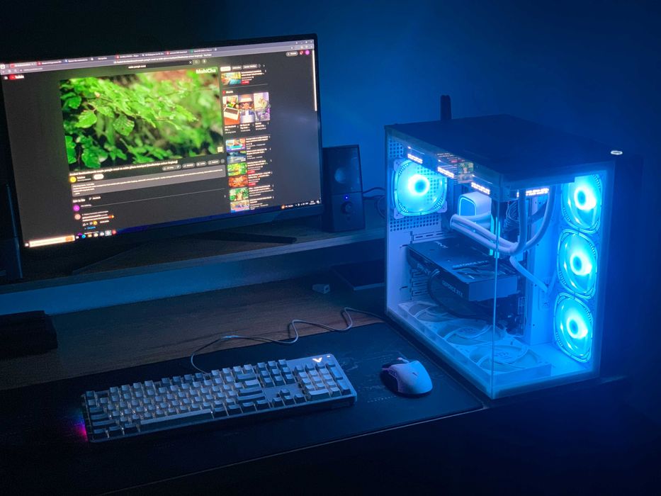 I7 14700K , Rtx 4070 Super 12gb , DDR5 64GB 6400mhz ,  2TB m2 nvme