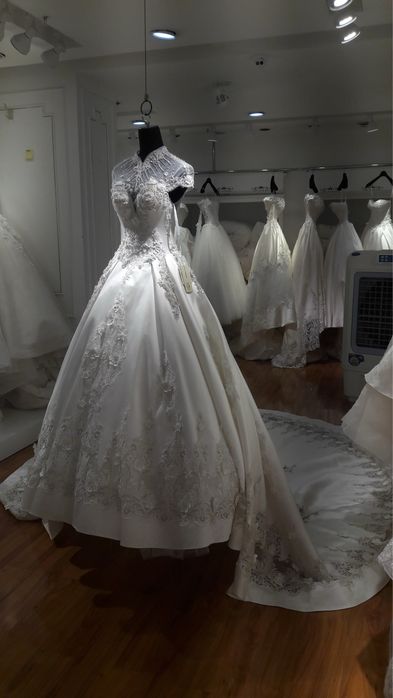 Свадебное платье