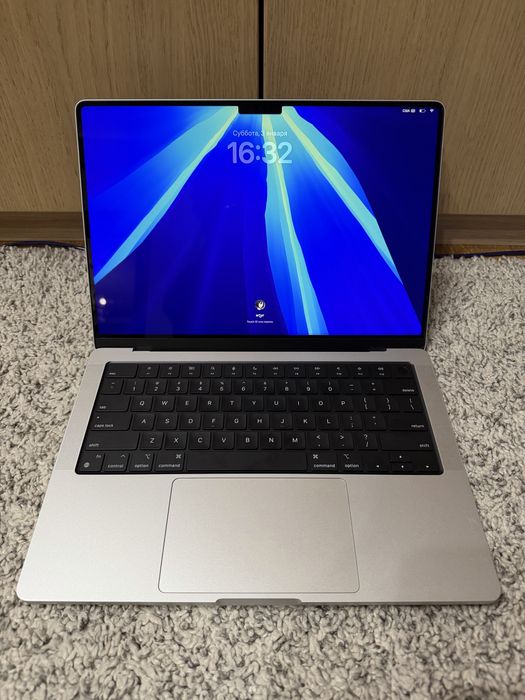 Macbook Pro 14 | M2 Pro | 1 TB