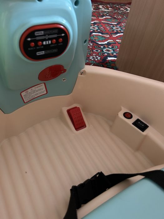 Детская машинка б/у