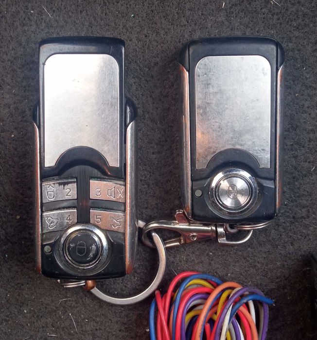 Автомобиль учун сигнализация