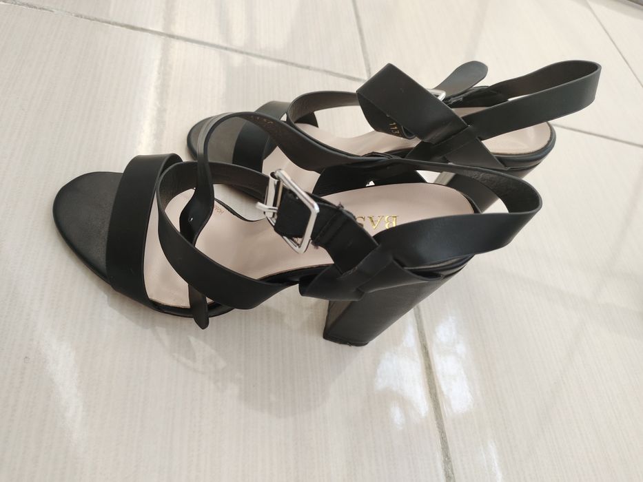 Босоножки от Basconi. Размер 37