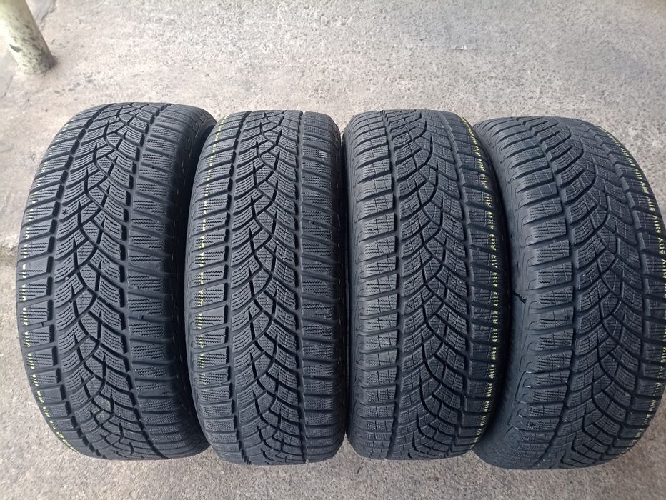 4 anvelope de iarna ca si noi Goodyear 215/50 R18 dot 4919