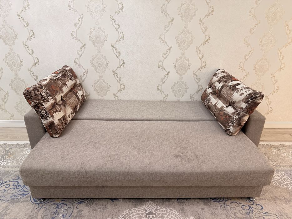 Продаётся мягкая мебель диван