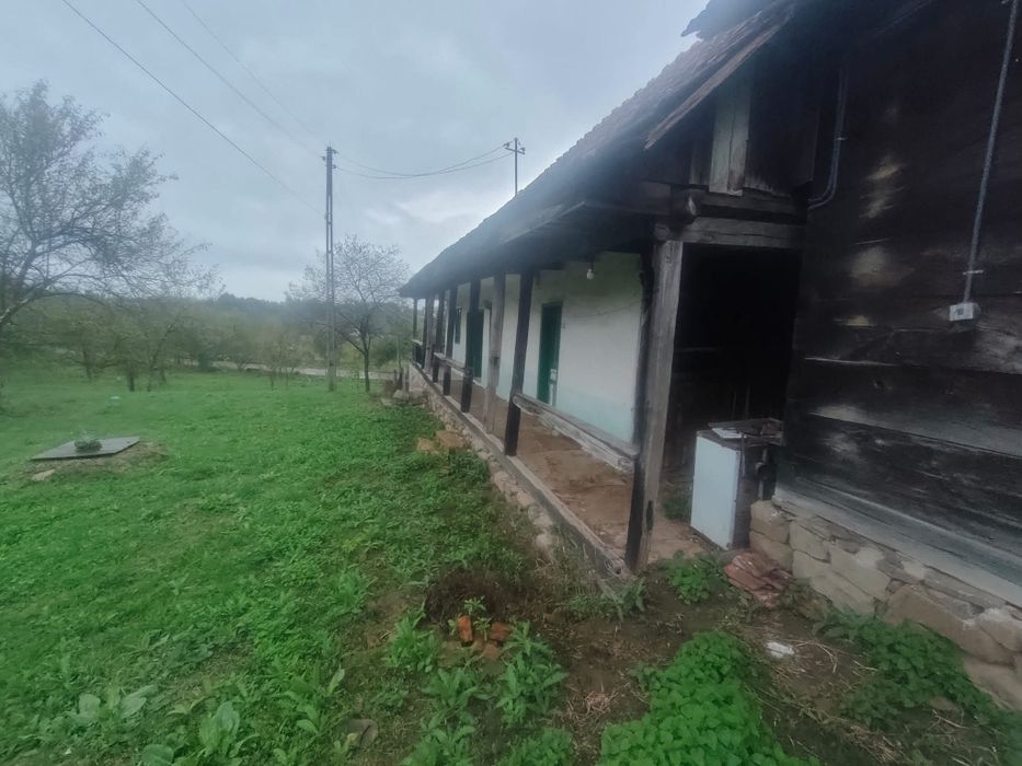 Casă de vânzare  dobroț