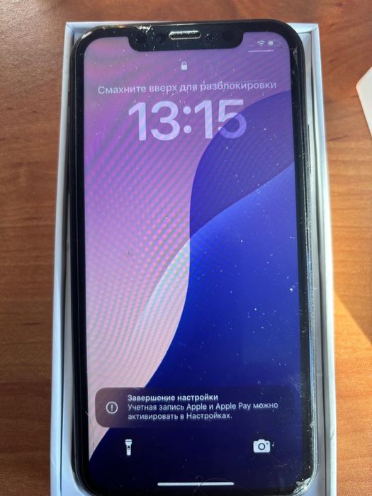 iPhone 11 в хорошем состояние