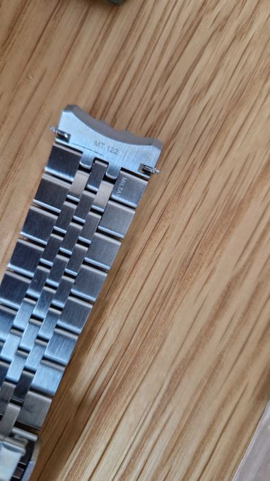 Продавам верига от Strapcode за Seiko 62MAS