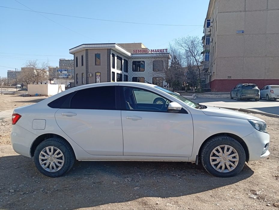 Лада Веста седан