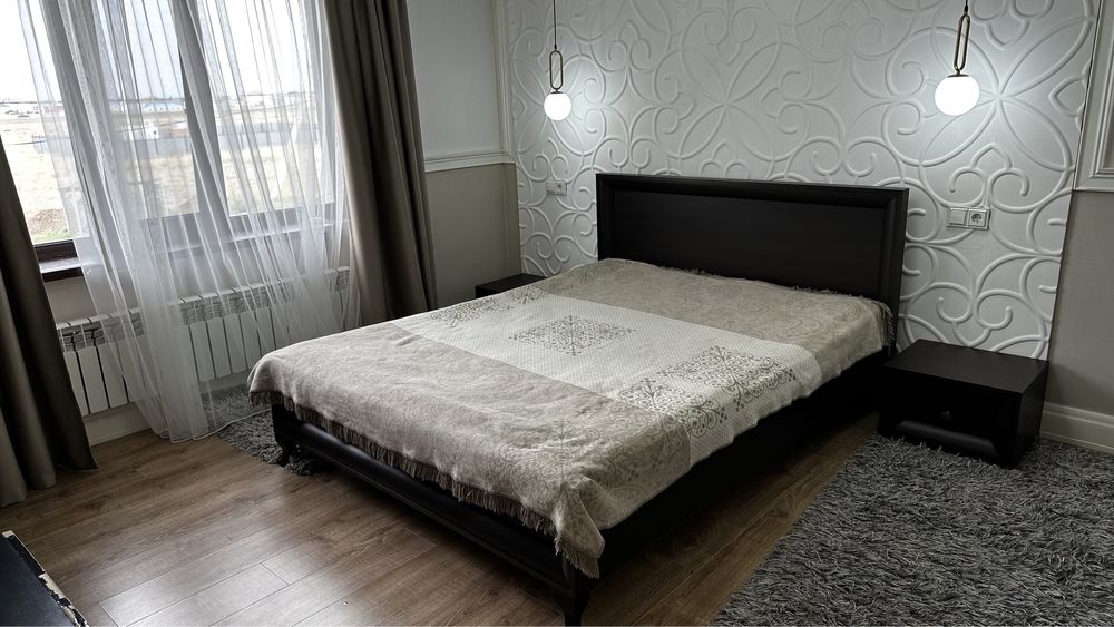 Продам спальный гарнитур