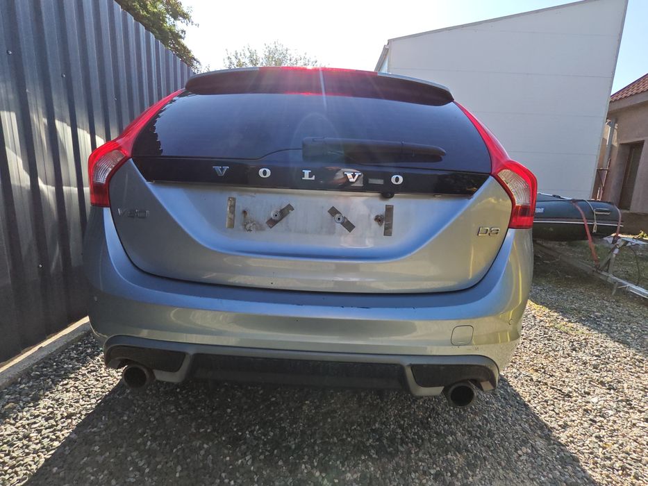 Bara spate Volvo v60 1500lei