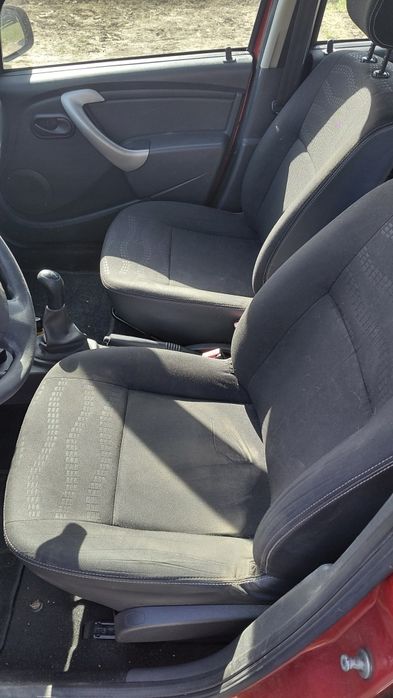 Vand Dacia Sandero 1.6 benzina