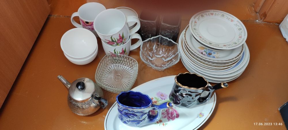 Блюдо. Вазы, тарелки.