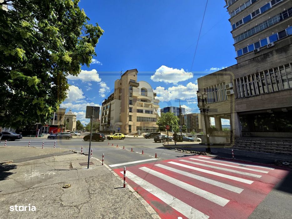 Centru/ 3 min Palas - Anastasie Panu-  Hala Centrala - 2 camere -UMF